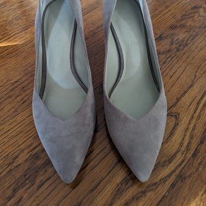 1.State Suede Block Heels